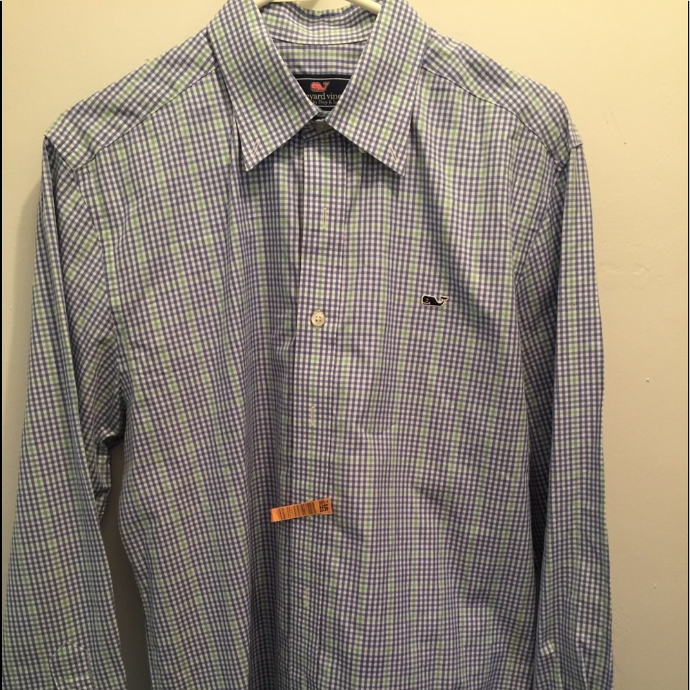 Vineyard Vines men’s button down shirt M